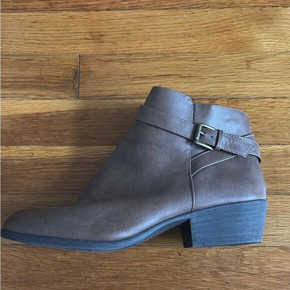 JustFab Shoes - JustFab Leather Booties